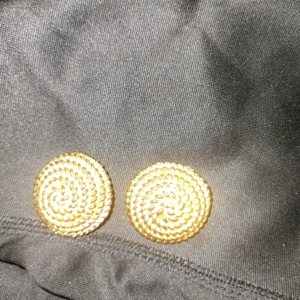 Elegant Gold Spiral Earrings